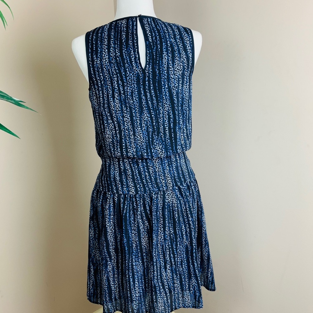 Michael Kors Burnell Sleeveless Printed Dress - Picture 3 of 7